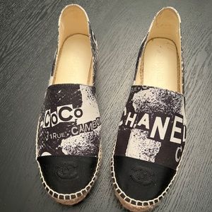 Chanel Espadrilles 42 Black/White Graphic Fabric NWB